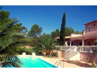 Villa for sale in Puget-sur-Argens (Provence-Alpes-Cote d'Azur)