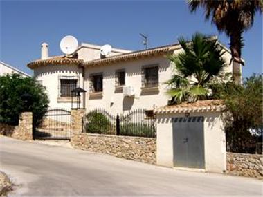 Villa for sale in Pego (Valencia)