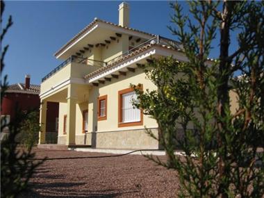 Villa for sale in Aspe (Valencia)