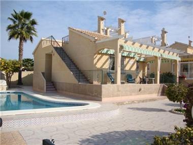 Villa / Detached for sale in Los Altos (Valencia)