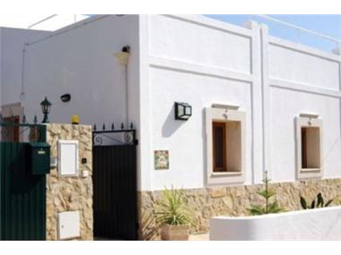 Villa for sale in Boliqueime (Faro)