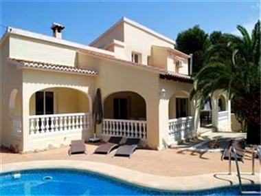 Villa for sale in Moraira (Valencia)