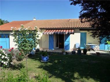 House for sale in Oiron (Poitou-Charentes)
