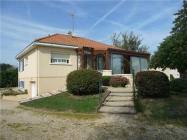 House for sale in Thouars (Poitou-Charentes)