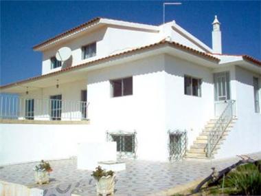 Semi/terraced Villa for sale in Faro (Faro)