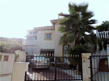 Villa / Detached for sale in Orihuela (Valencia)