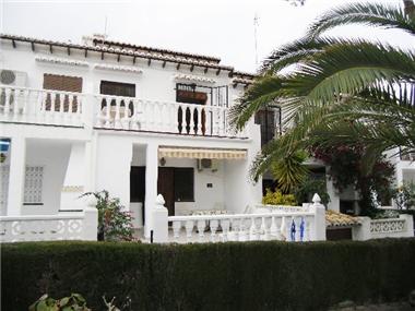 Townhouse for sale in Los Balcones (Valencia)