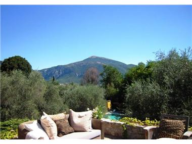 House for sale in Le Bar-sur-Loup (Provence-Alpes-Cote d'Azur)
