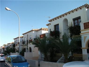 Apartment       for sale in Torrevieja (Valencia)