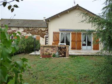 House for sale in Argenton-l'Eglise (Poitou-Charentes)