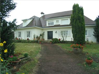 House for sale in Thouars (Poitou-Charentes)