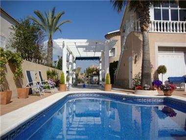 Villa for sale in Los Altos (Valencia)