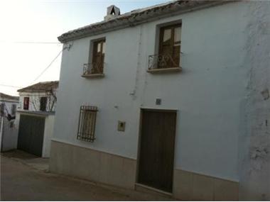 Village House for sale in Almedinilla (Andalucia)