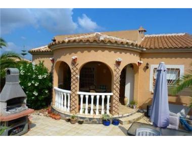 Villa for sale in Benijofar (Valencia)