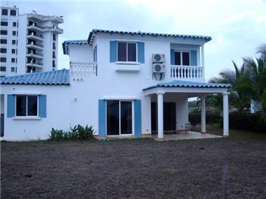 House/villa for sale in Playa Blanca (Colon)