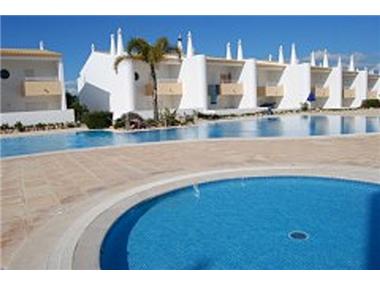 Villa / Townhouse for sale in Gale de Cima (Faro)