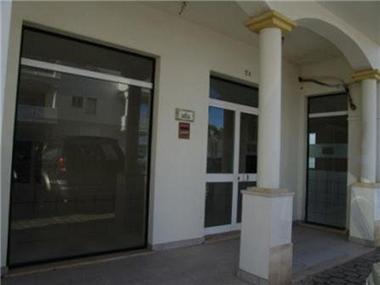 Shop for sale in Conceicao (Faro)