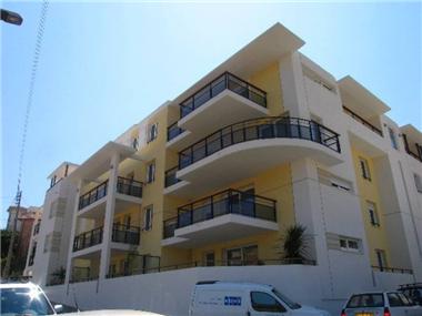 Apartment       for sale in Cannes (Provence-Alpes-Cote d'Azur)