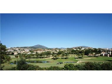 Plot - Residential for sale in Nueva Andalucia (Andalucia)