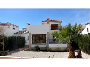 Villa / Detached for sale in Algorfa (Valencia)