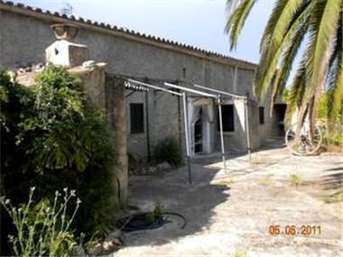 Finca for sale in Lloret de Vistalegre (Balearic Islands)
