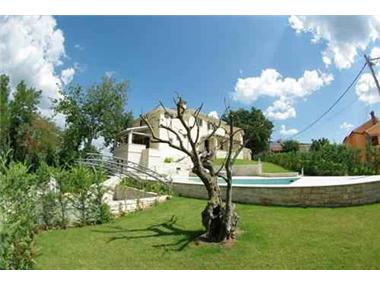 Prestige Home for sale in Motovun (Istarska Zupanija)