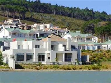 House for sale in Somerset West (Province of the Western Cape)