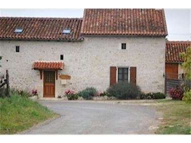 Farm for sale in Mauprevoir (Poitou-Charentes)
