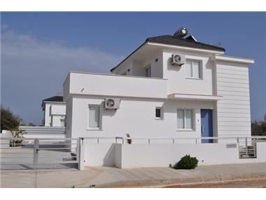 Detached Villa for sale in Protaras (Famagusta)