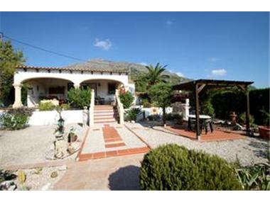Villa for sale in Tormos (Valencia)