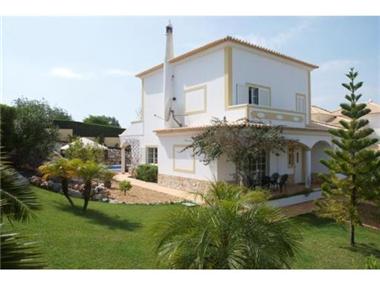 Villa / Townhouse for sale in Castro Marim (Faro)