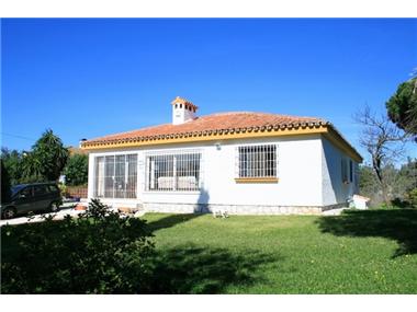 Villa for sale in El Chaparral (Andalucia)