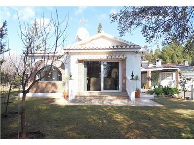 Villa for sale in El Chaparral (Andalucia)