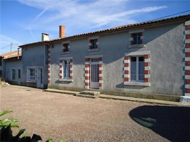 Other for sale in Villefagnan (Poitou-Charentes)
