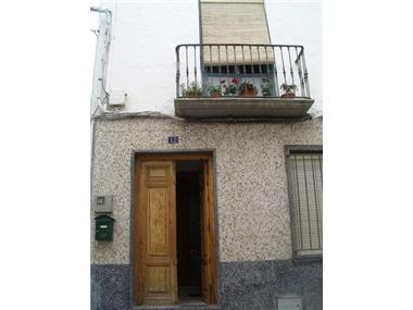 Village House for sale in Castillo de Locubin (Andalucia)