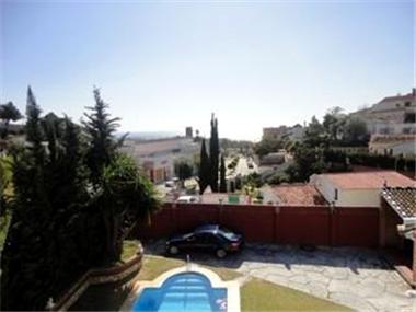 Villa for sale in Benalmadena (Andalucia)