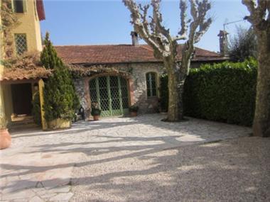 Villa for sale in Le Cannet (Provence-Alpes-Cote d'Azur)