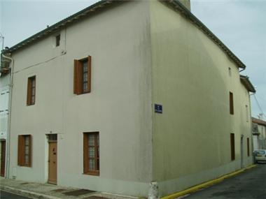 House for sale in Ruffec (Poitou-Charentes)
