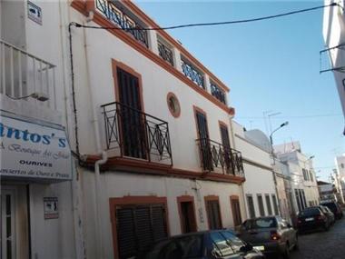 Villa / Townhouse for sale in Olhao (Faro)