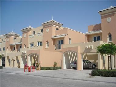 Villa for sale in Dubai Sports City (Dubai)