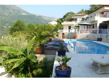 Villa for sale in Saint-Jeannet (Provence-Alpes-Cote d'Azur)