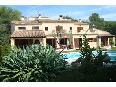 Villa for sale in Tourrettes-sur-Loup (Provence-Alpes-Cote d'Azur)