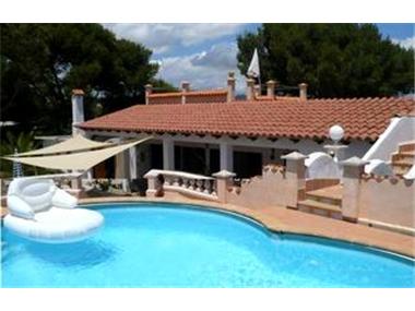 Villa for sale in Cala Murada (Balearic Islands)