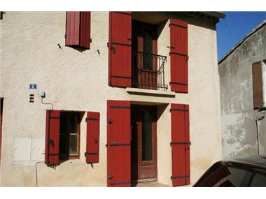 Old House for sale in Uzes (Languedoc-Roussillon)