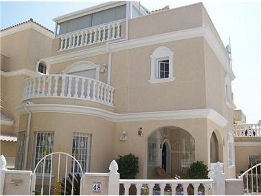 Villa / Detached for sale in Los Altos (Valencia)