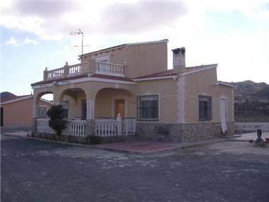 Villa / Detached for sale in Macisvenda (Murcia)
