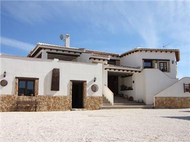 Country Property for sale in Illora (Andalucia)