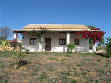 Ruin for sale in Lagoa (Faro)