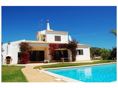 House for sale in Lagoa (Faro)