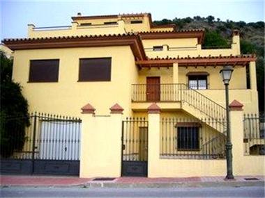 Villa for sale in Coin (Andalucia)